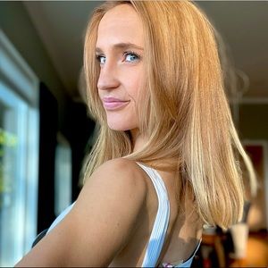 Meet your Posher, Arielle